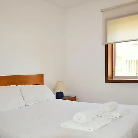 Eldeia A Wonderful 4 Bedroom A Short Stroll To The Beach